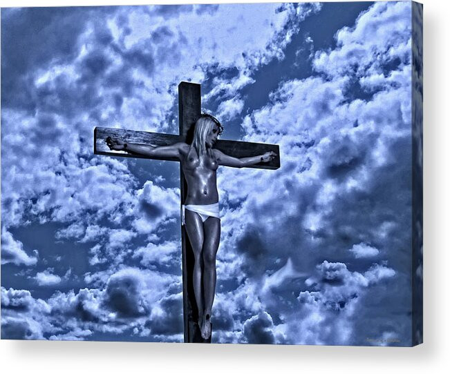 jesus crucifixion statue