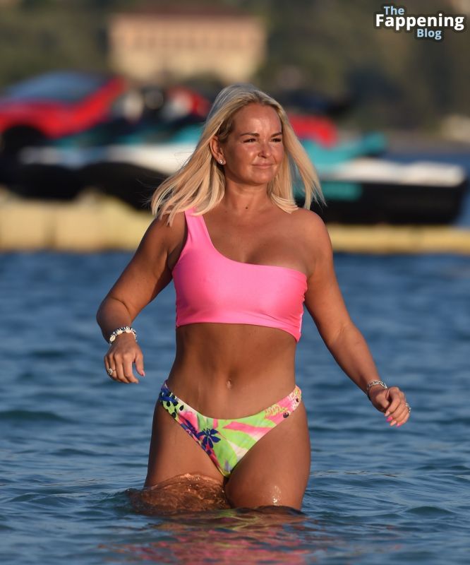 jennifer ellison hq