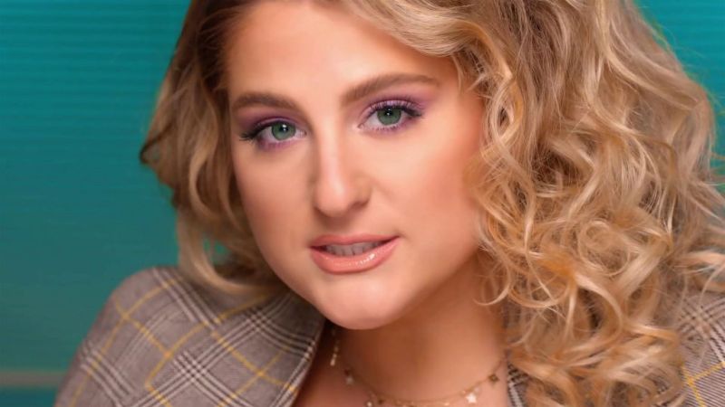 meghan trainor leggings