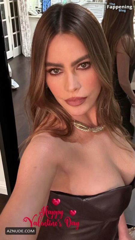 sofia vergara greece