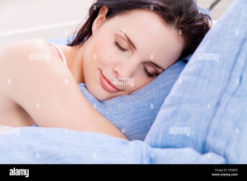 woman sleeping without gown