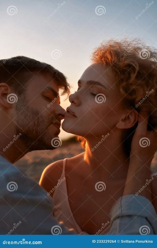 couple heart sign