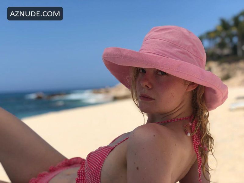elle fanning yoga pns