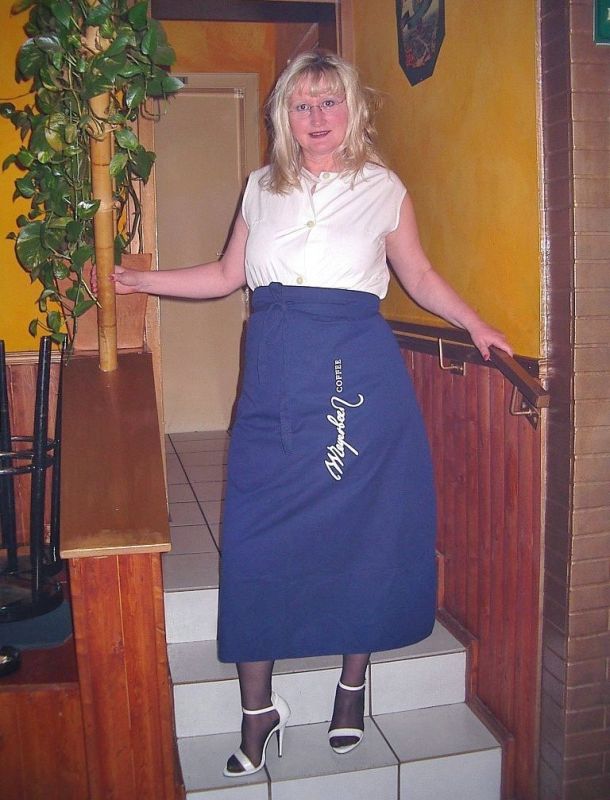 iconic housewife photo