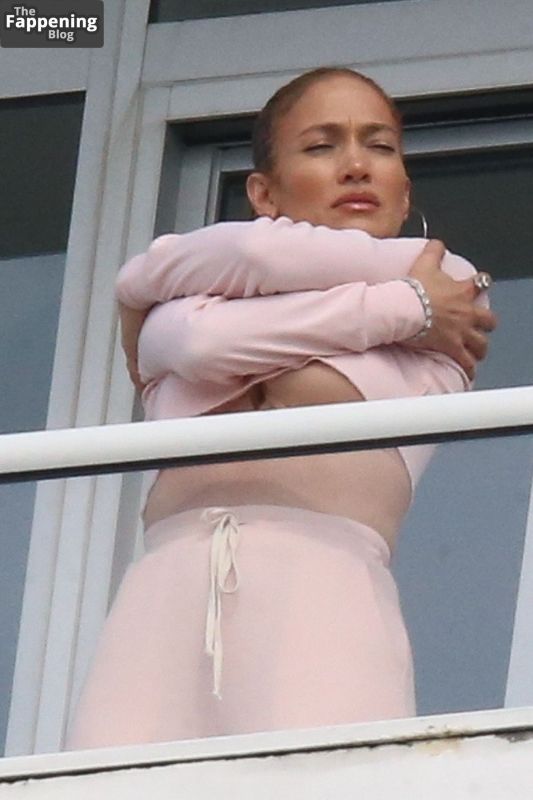 lopez jennifer nude