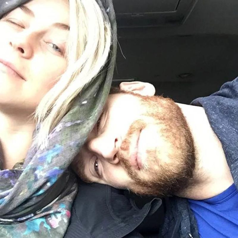 julianne hough honeymoon beach