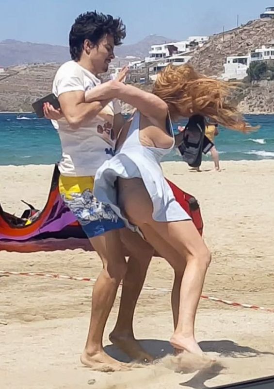 lindsay lohan bikini mykonos