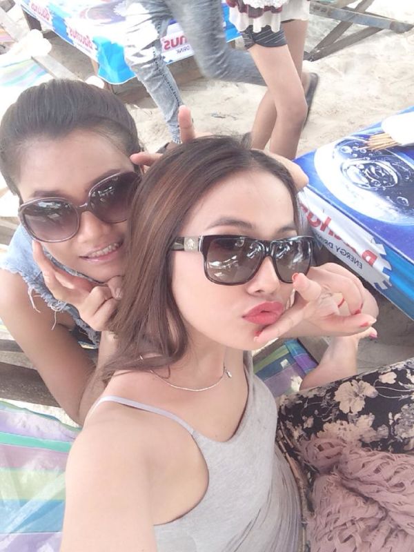 chinese in phnom penh women