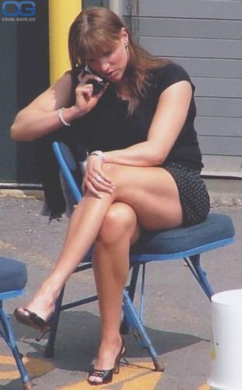 stephanie mcmahon wardrobe malfunctioning