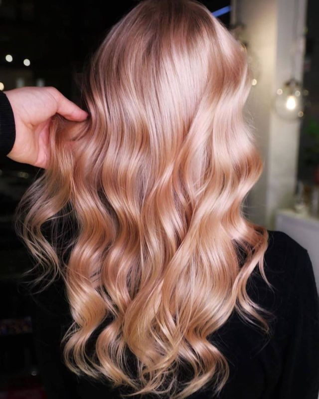 caramel and blonde highlights