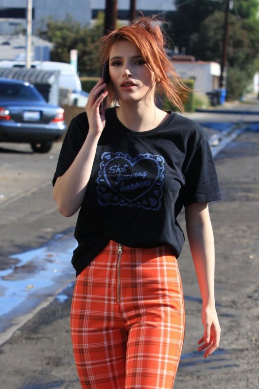 bella thorne fansite
