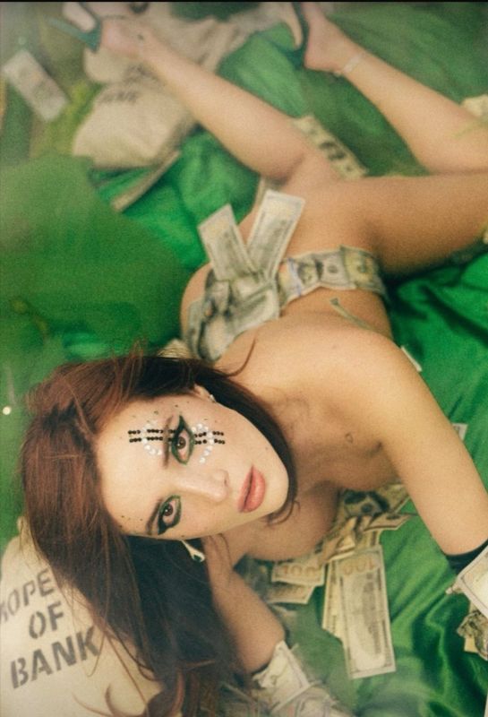 bella thorne fantasy