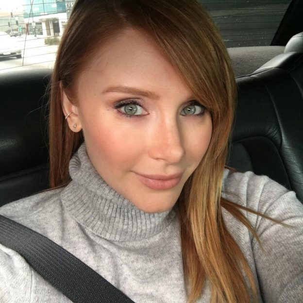 shaved pussy