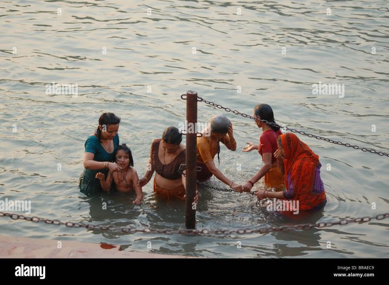 bathing lake india