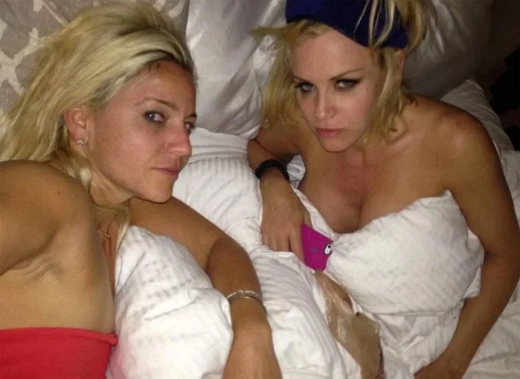 jenny mccarthy playbook pict