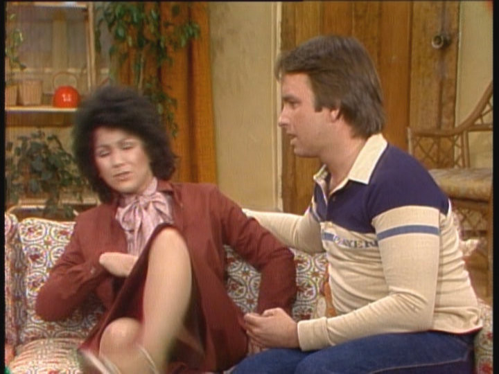 joyce dewitt legs bedroom