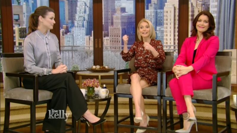 celeb kelly ripa photo mouth