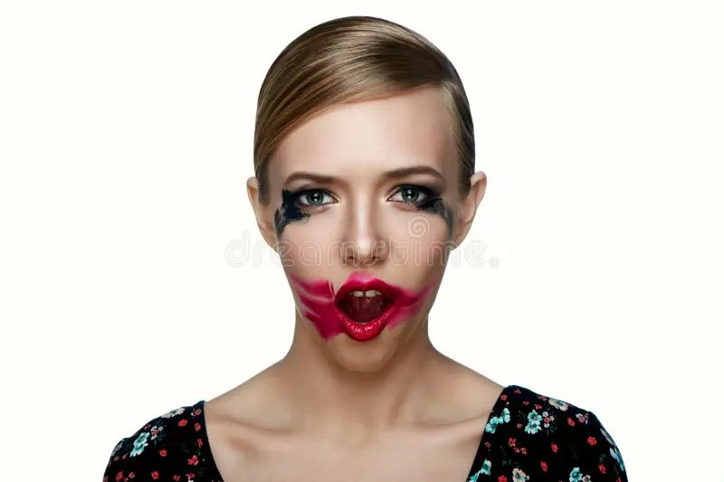 fuschia lips