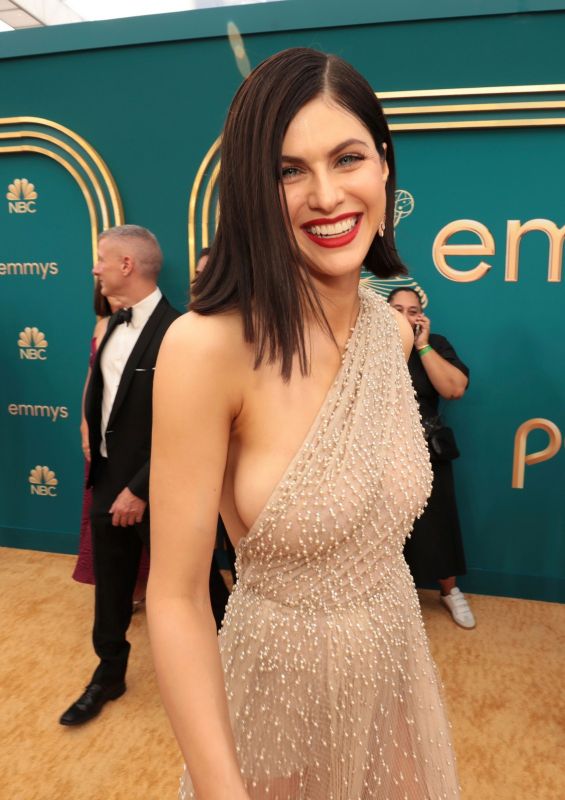 woman wearing