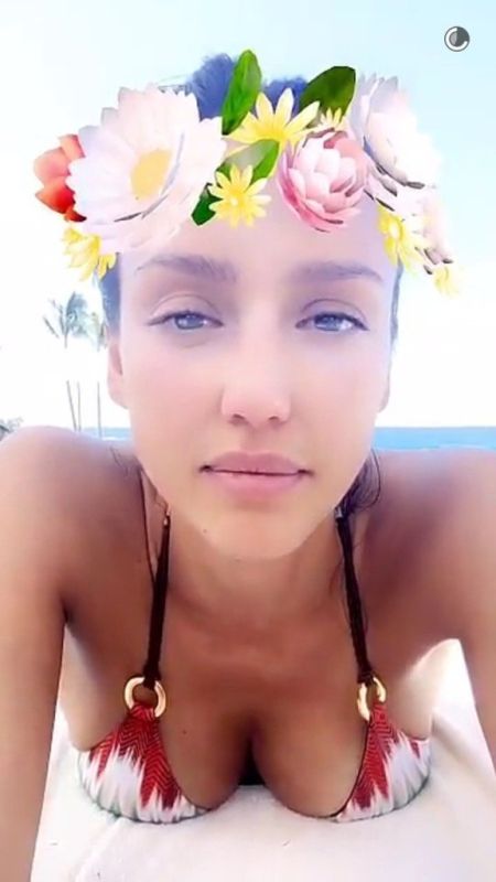 jessica alba hawaii